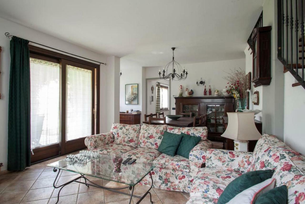 Casa Vacanze Il Noce Sovere Exterior foto
